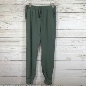 Harlowe and Graham joggers in Olive green. Size Small.